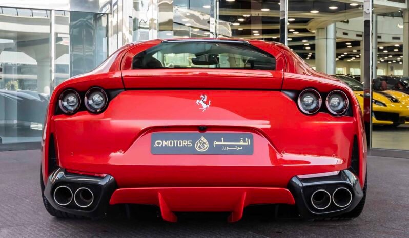 
								Ferrari 812 Superfast full									