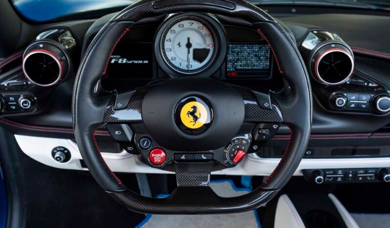 
								Ferrari F8 Spider full									
