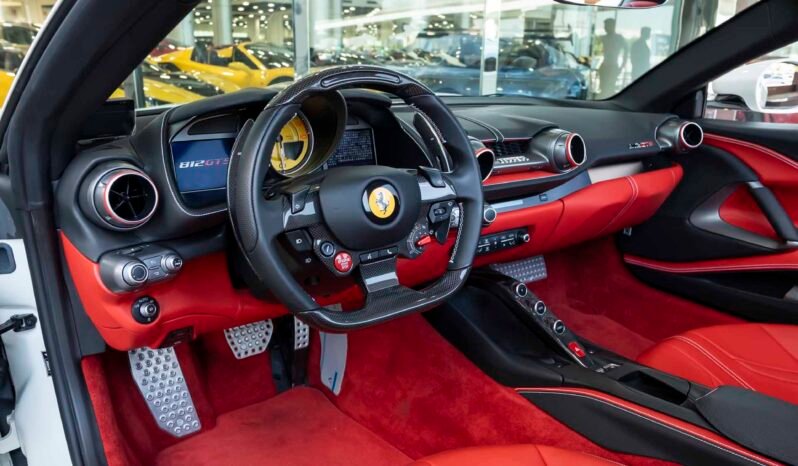 
								Ferrari 812 GTS full									