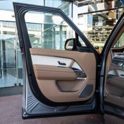
										Range Rover SV full									