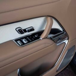 
										Range Rover SV full									