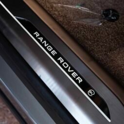 
										Range Rover SV full									