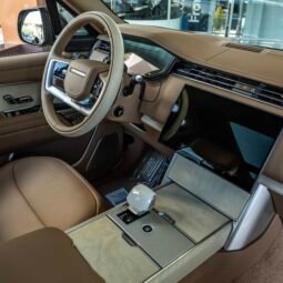 
										Range Rover SV full									