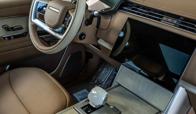
								Range Rover SV full									