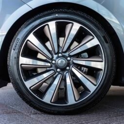 
										Range Rover SV full									