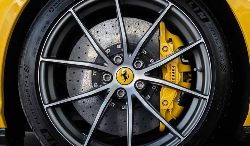 
								Ferrari 812 GTS full									