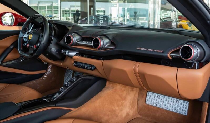 
								Ferrari 812 Superfast full									