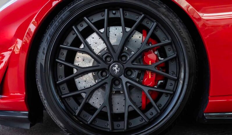 
								Ferrari 812 Superfast full									