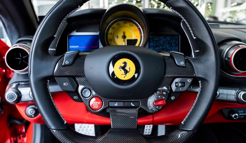 
								Ferrari 812 Superfast full									