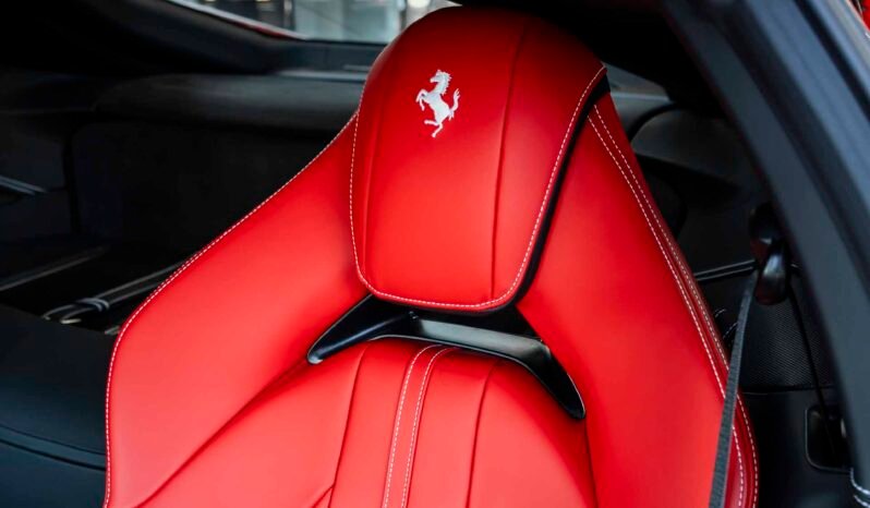 
								Ferrari 812 Superfast full									