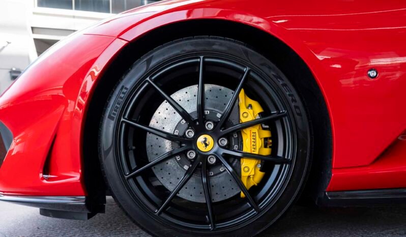 
								Ferrari 812 Superfast full									