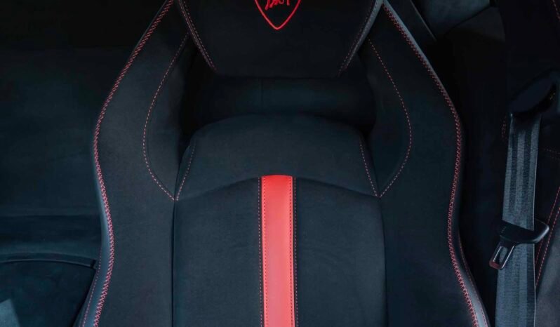
								Lamburghini Aventador full									