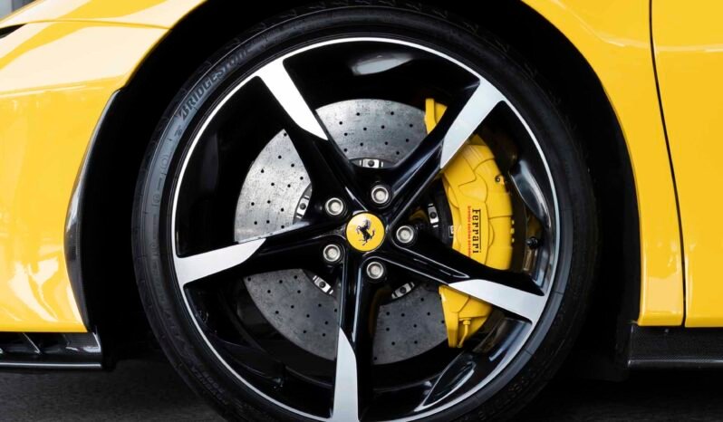 
								Ferrari SF 90 Spider full									