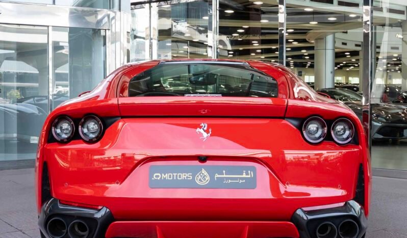 
								Ferrari 812 Superfast full									