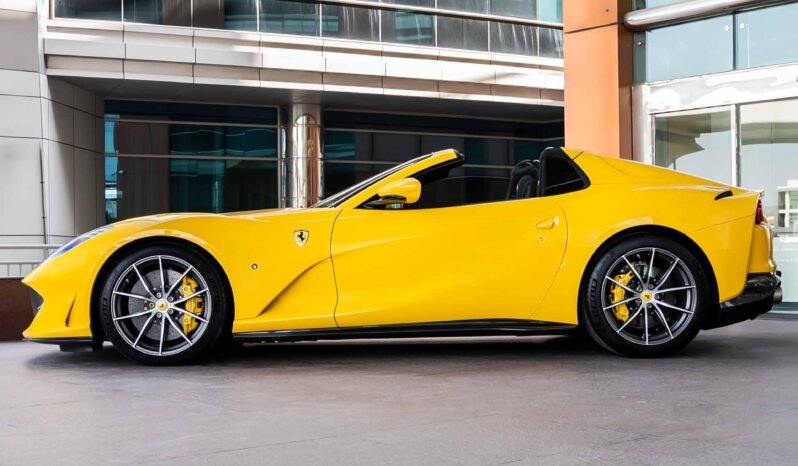 
								Ferrari 812 GTS full									