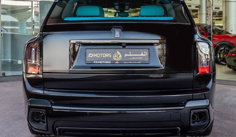 
								Rolls Royce Cullinan full									