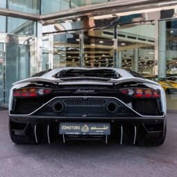 
										Lamborghini Aventador full									