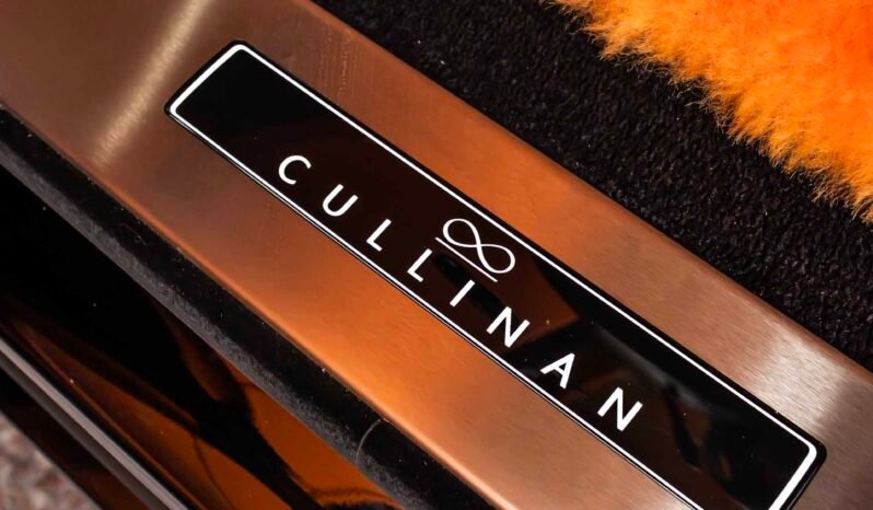 
								Rolls Royce Cullinan full									