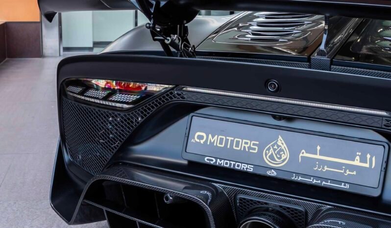 
								Mercedes AMG ONE full									
