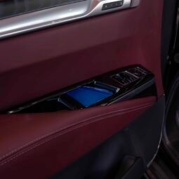 
										Cadillac Escalade full									