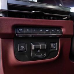 
										Cadillac Escalade full									