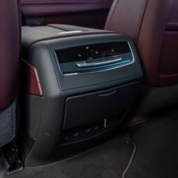 
										Cadillac Escalade full									