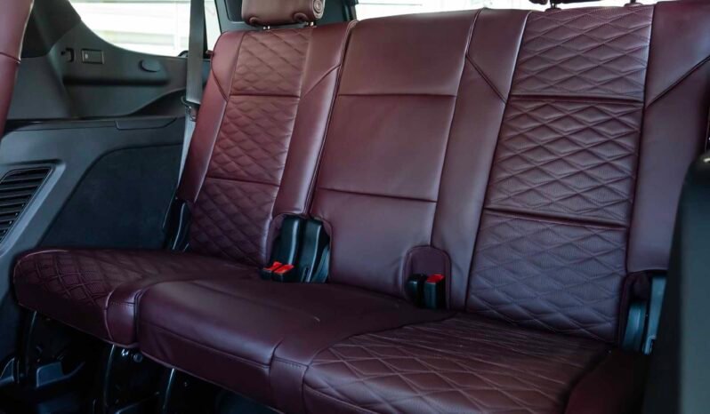 
								Cadillac Escalade full									