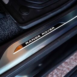 
										Range Rover full									