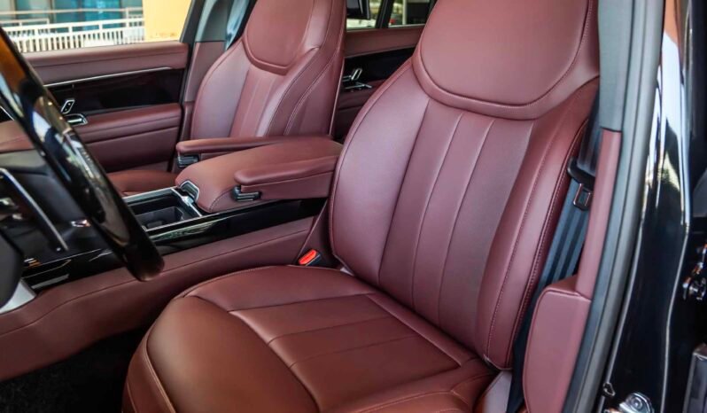 
								Range Rover full									