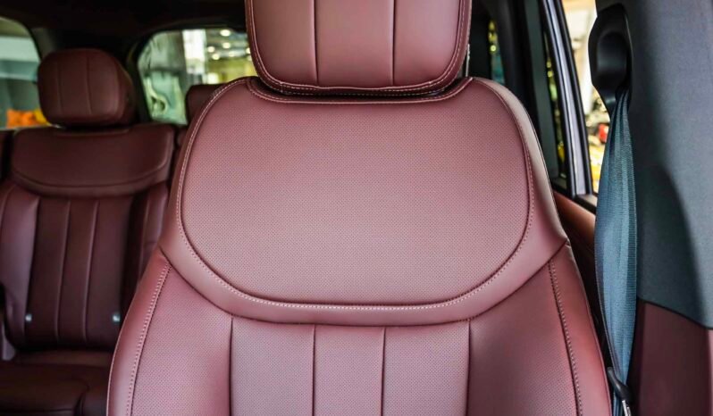 
								Range Rover full									