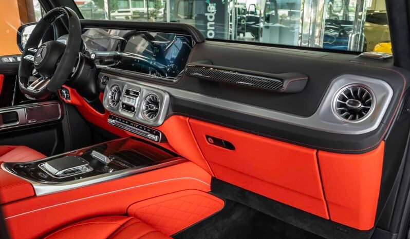 
								Mercedes G63 full									