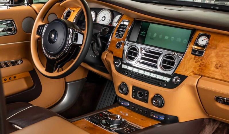 
								Rolls Royce Wraith full									