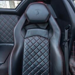 
										Lamborghini Aventador LP720 full									
