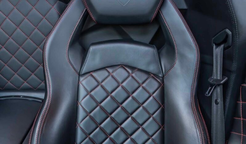 
								Lamborghini Aventador LP720 full									