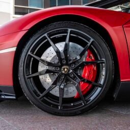 
										Lamborghini Aventador LP720 full									