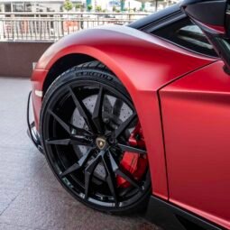 
										Lamborghini Aventador LP720 full									