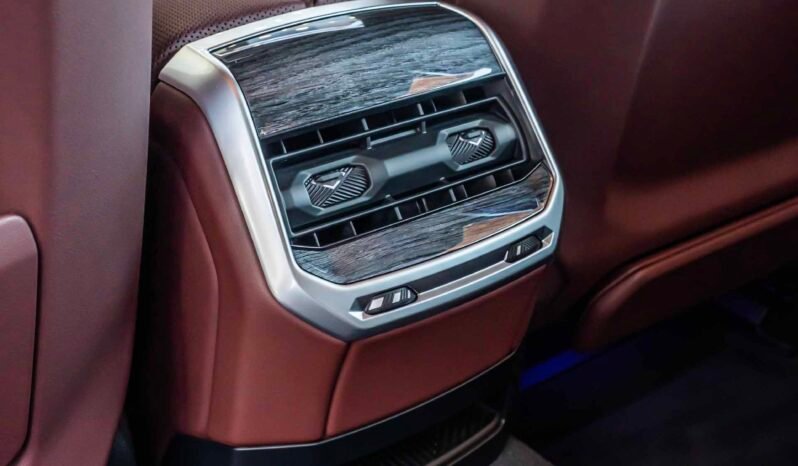 
								BMW 740 full									