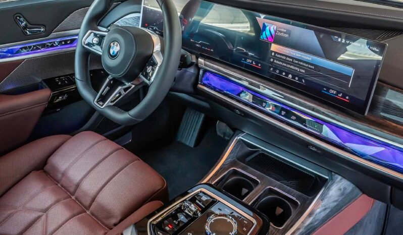 
								BMW 740 full									