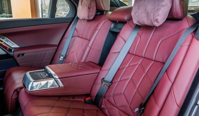 
								BMW 740 full									