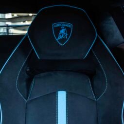 
										Lamborghini Aventador full									