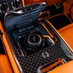 
										Rolls Royce Cullinan Mansory full									