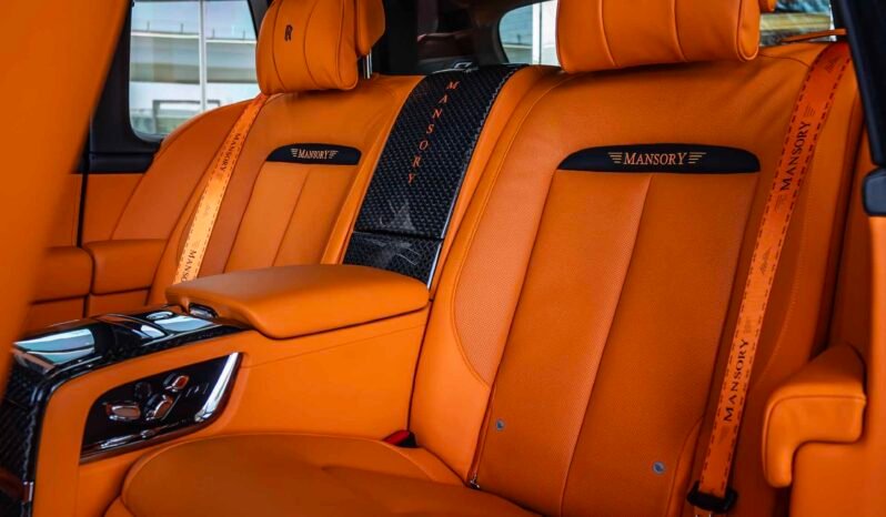 
								Rolls Royce Cullinan Mansory full									