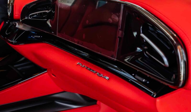 
								Ferrari Parsonage full									