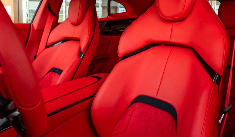 
								Ferrari Parsonage full									