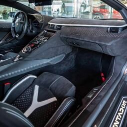
										Lamborghini Aventador full									