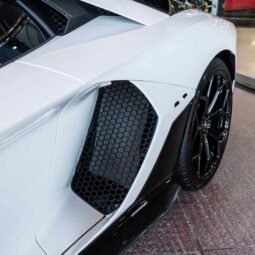 
										Lamborghini Aventador full									