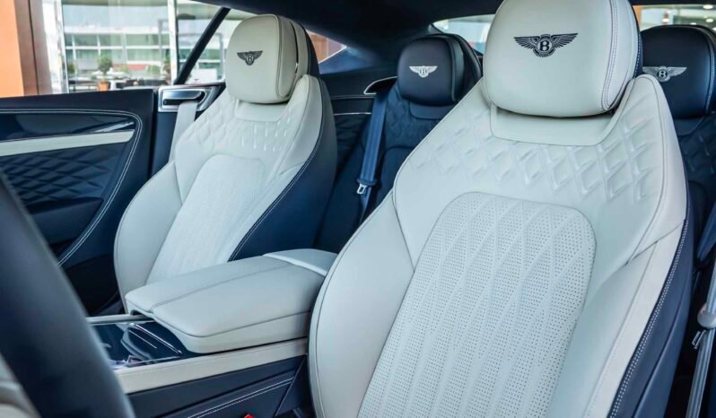 
								Bentley Azure full									