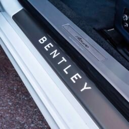
										Bentley Azure full									
