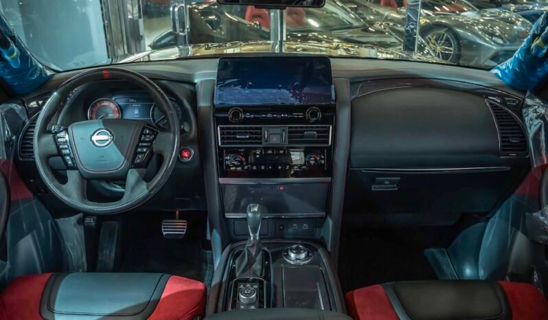 
								Nissan Nismo V8 full									