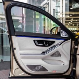 
										Mercedes Maybach S580 full									